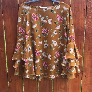 ADORABLE boutique top. Mustard yellow +pink flower
